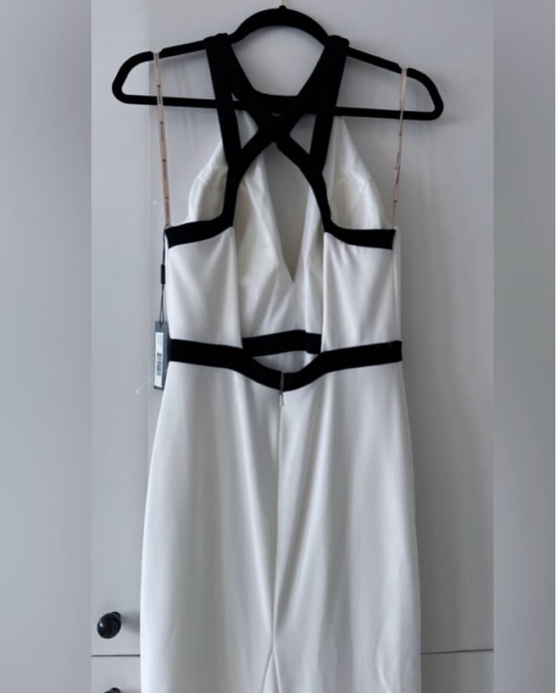 Sophisticated White Halter Gown - Image 5