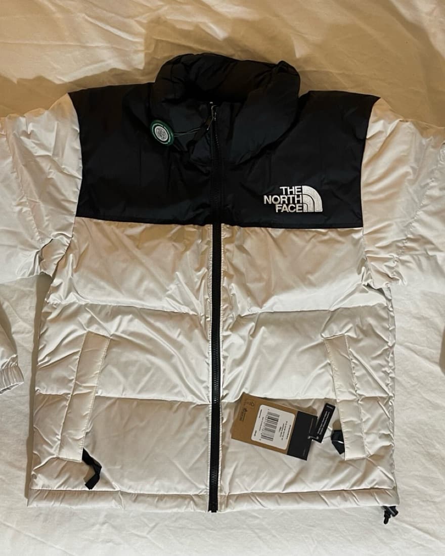 The North Face Womens 1996 Puffer Jacket - Image 2