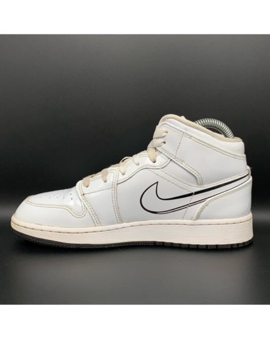 CUSTOM JORDAN SNEAKERS - Image 6