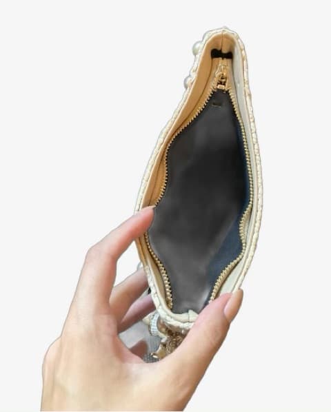 Raffia Bag with Shells And Pearls - Image 4