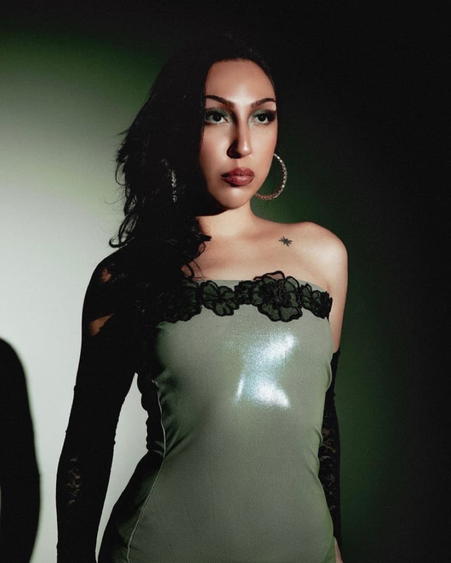 GREEN DRESS - Image 2