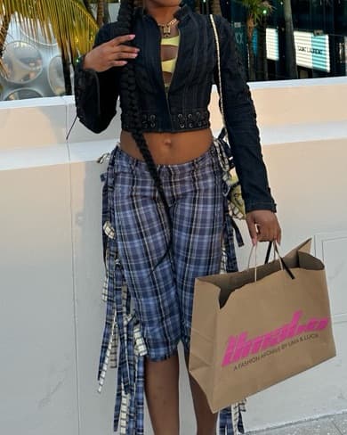 Two Tone Tie Up Plaid Capris  - Image 4
