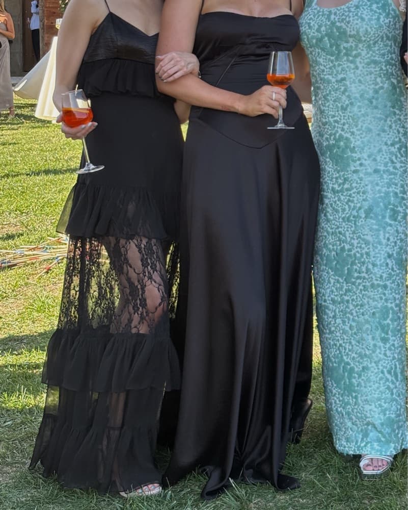 Unique Black Lace Tiered Formal Dress - Image 3