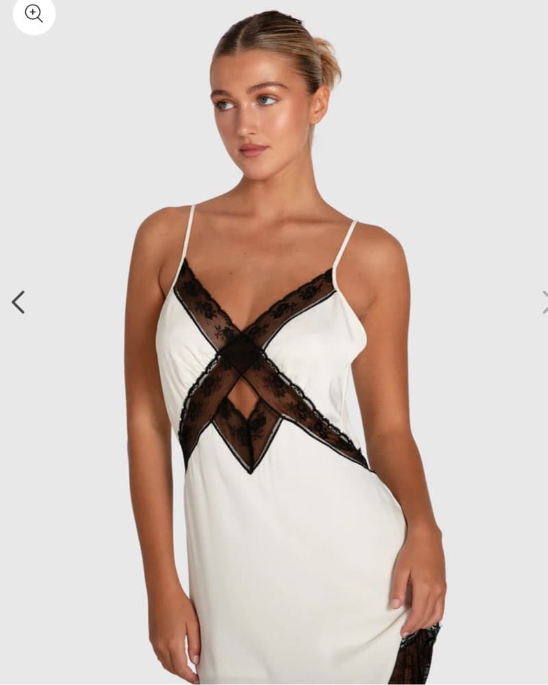 Elegant Lace-Trimmed White Gown - Image 2