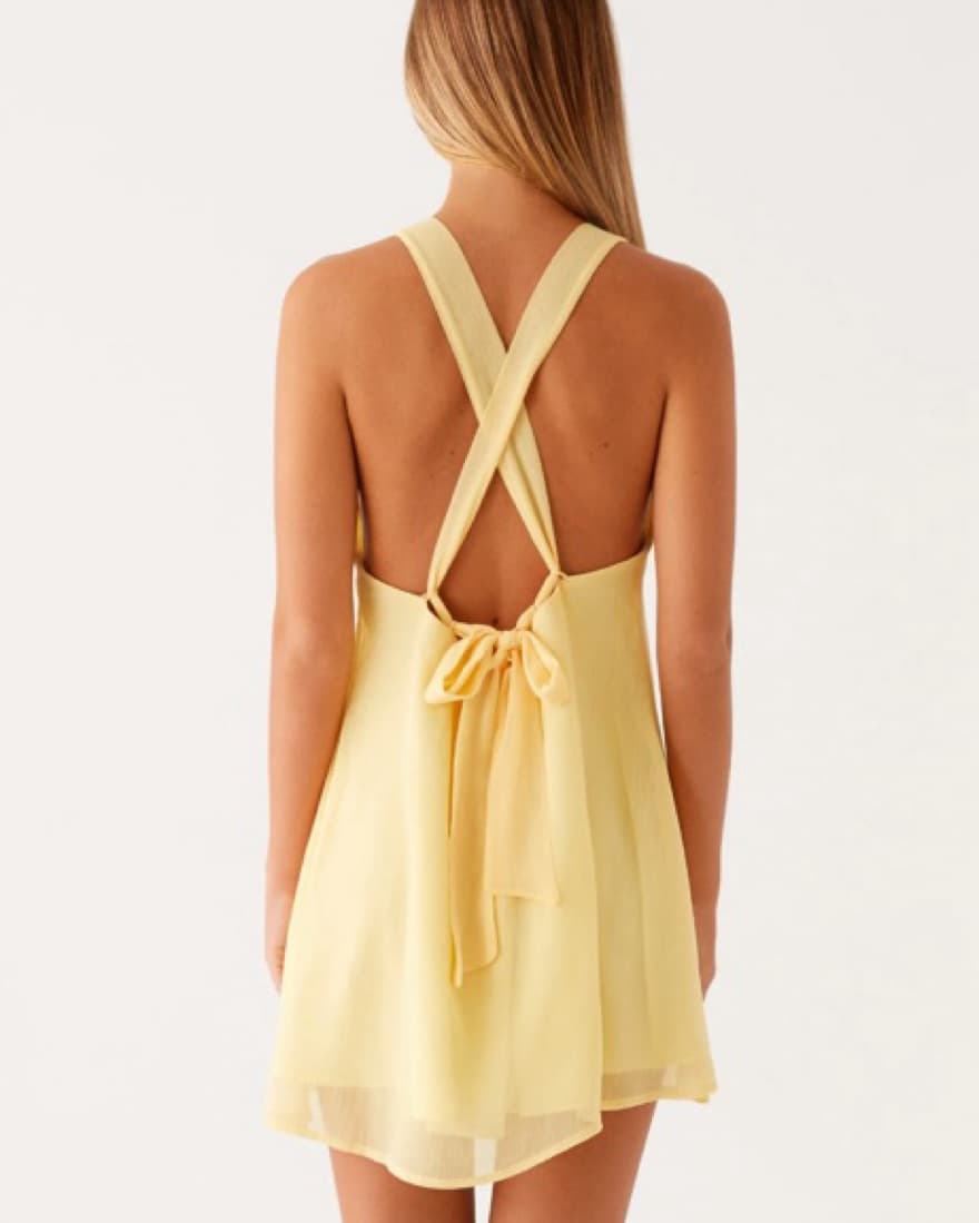 Summery & Flowy Yellow dress - Image 4