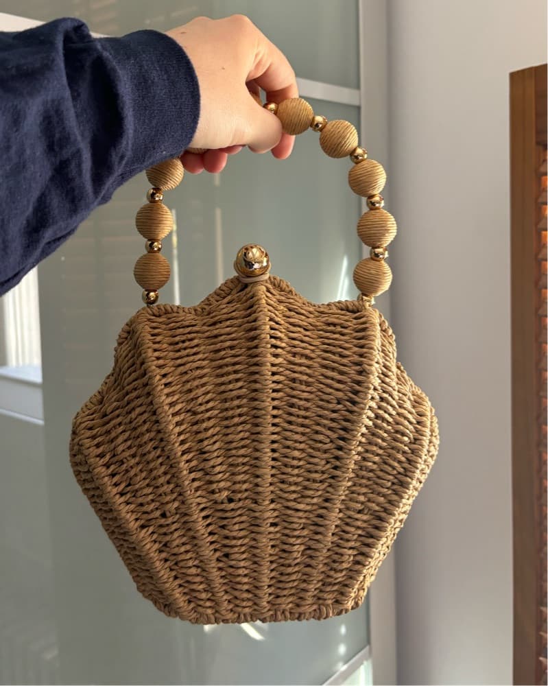Wicker Shell Purse - Image 3