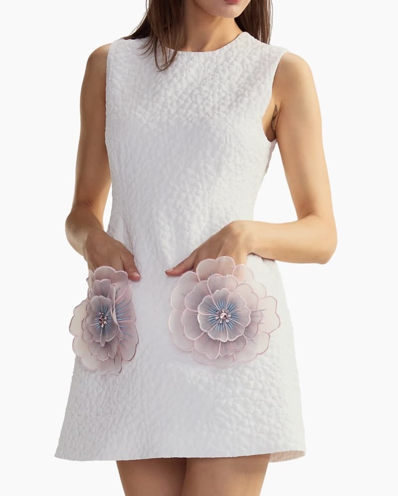 $525 White Cynthia Rowley Flower Dress - Image 3