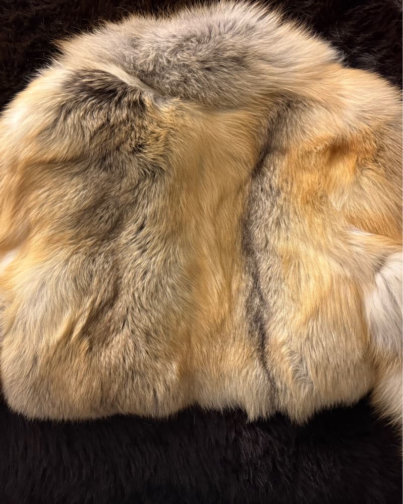 Opulent Fur Coat - Image 4