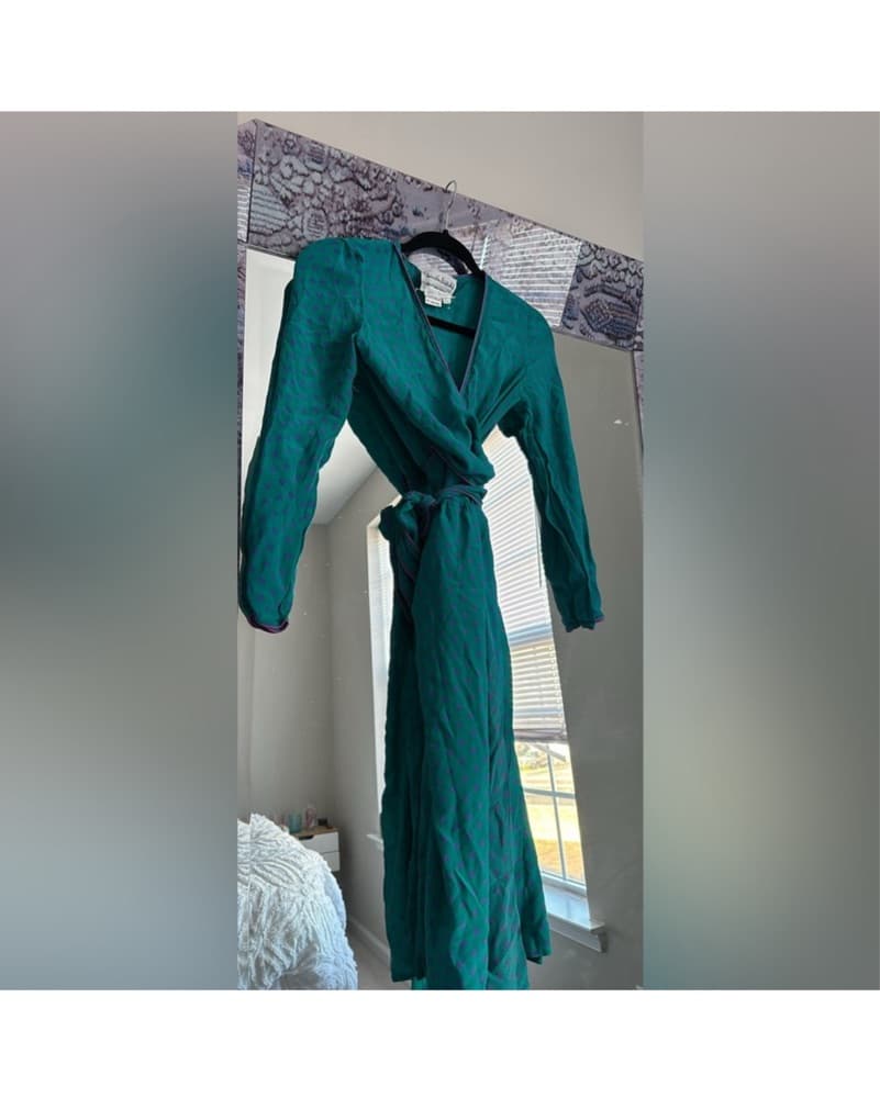  80s Vintage Teal Wrap Silk Dress - Image 2