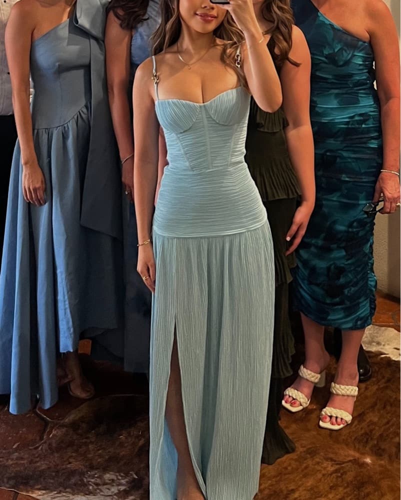 Manning Cartell Gown - Image 6