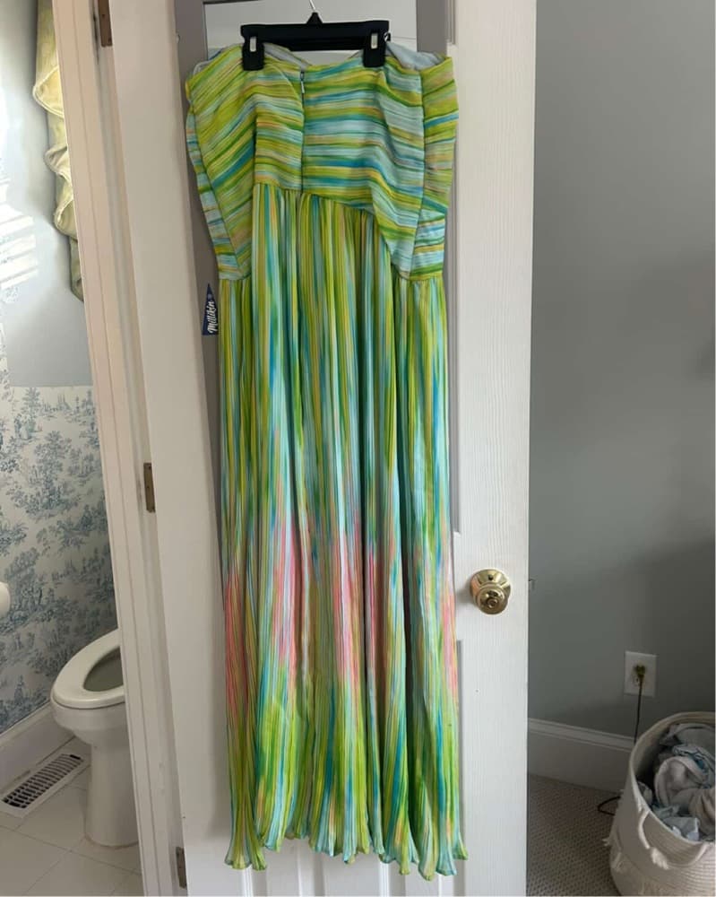 ML Monique Lhuiller Pleated Green Dress - Image 3