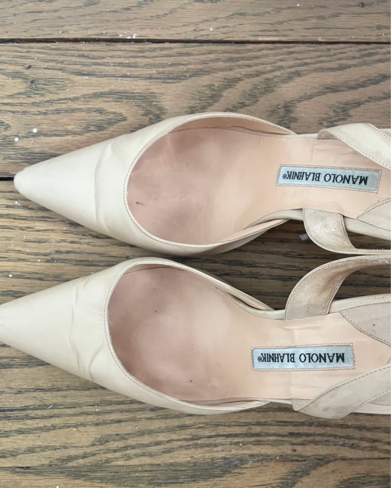 Manolo Blahnik Beige Slingback Pumps - Image 2