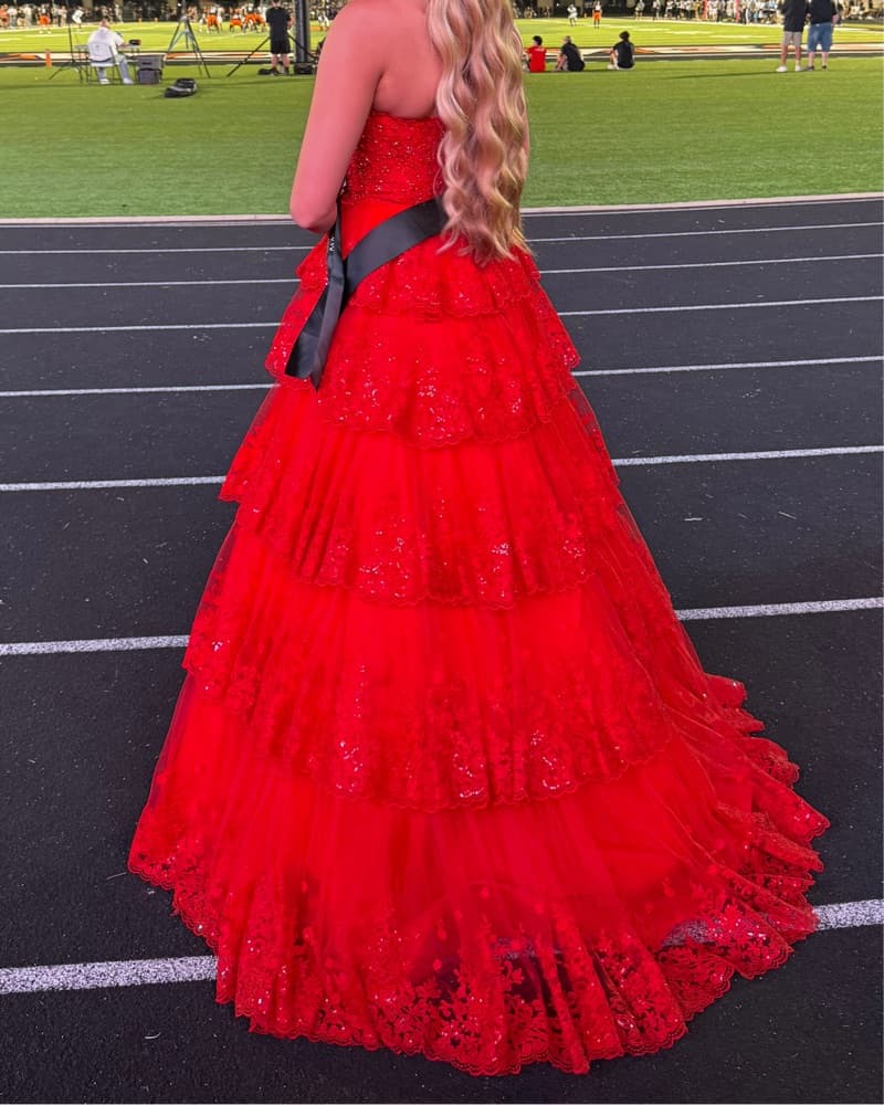 Stunning Red SHERRI HILL Prom Dress - Image 2