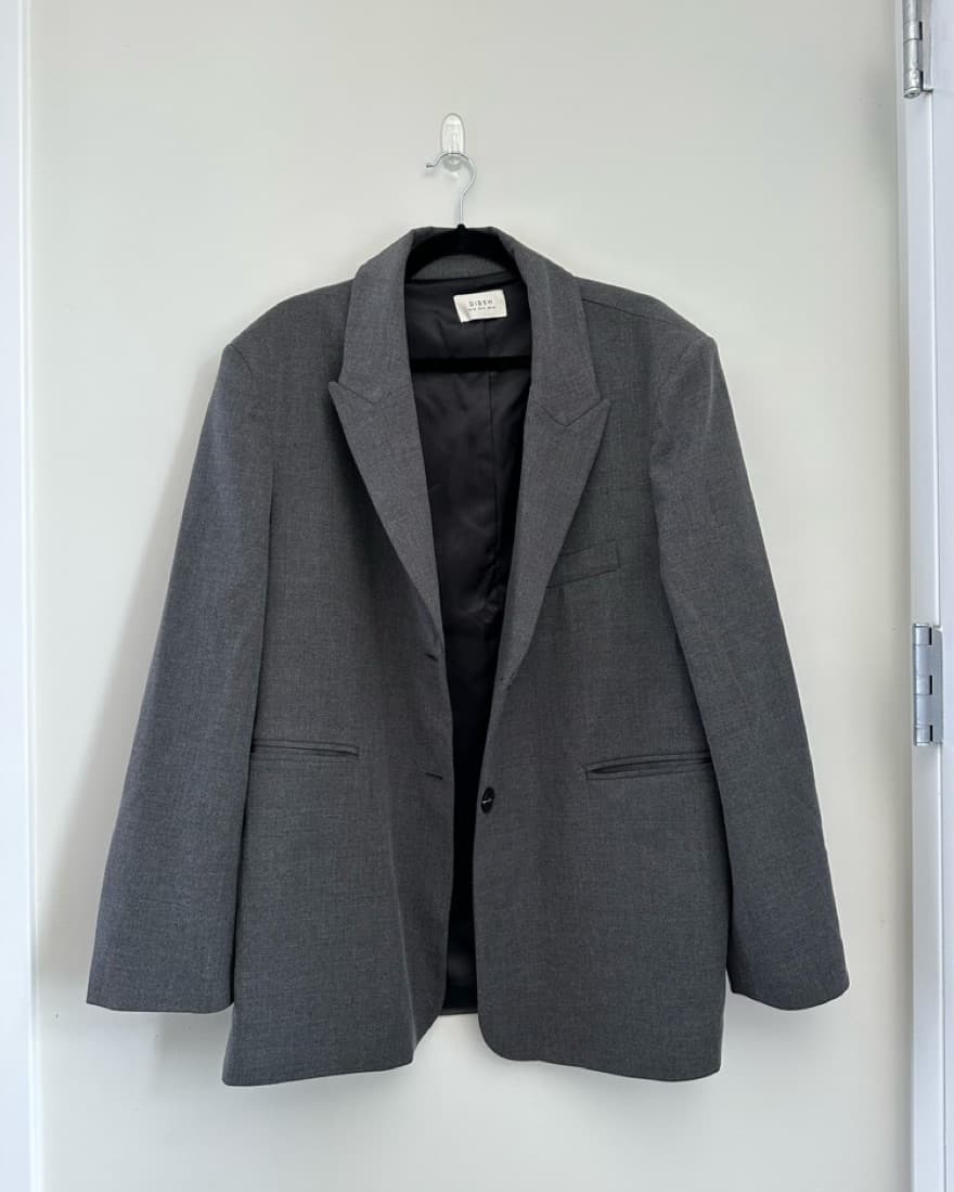 DISSH Oversized Blazer - Image 3