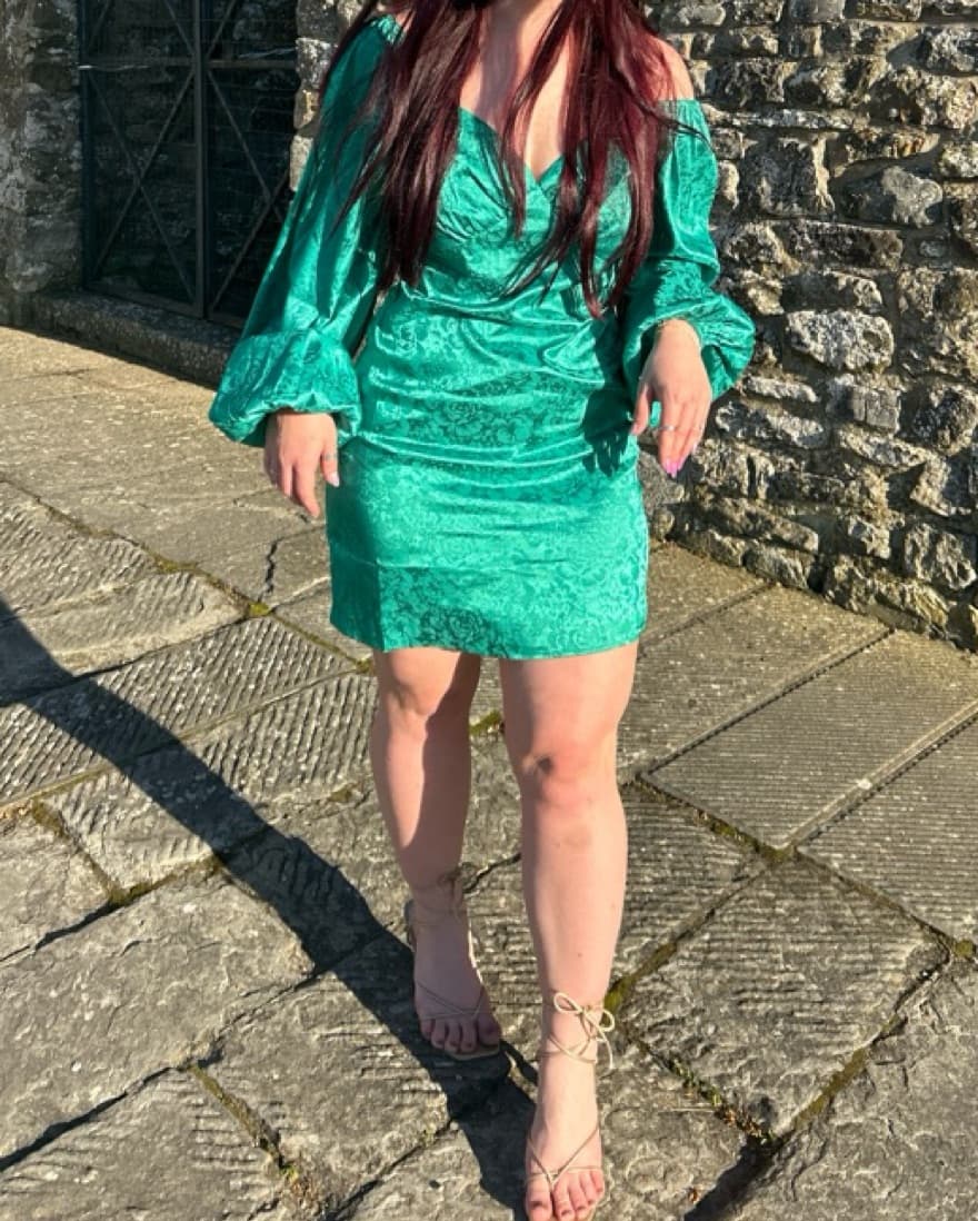 Vibrant Green Satin Ruched Dress - Image 2