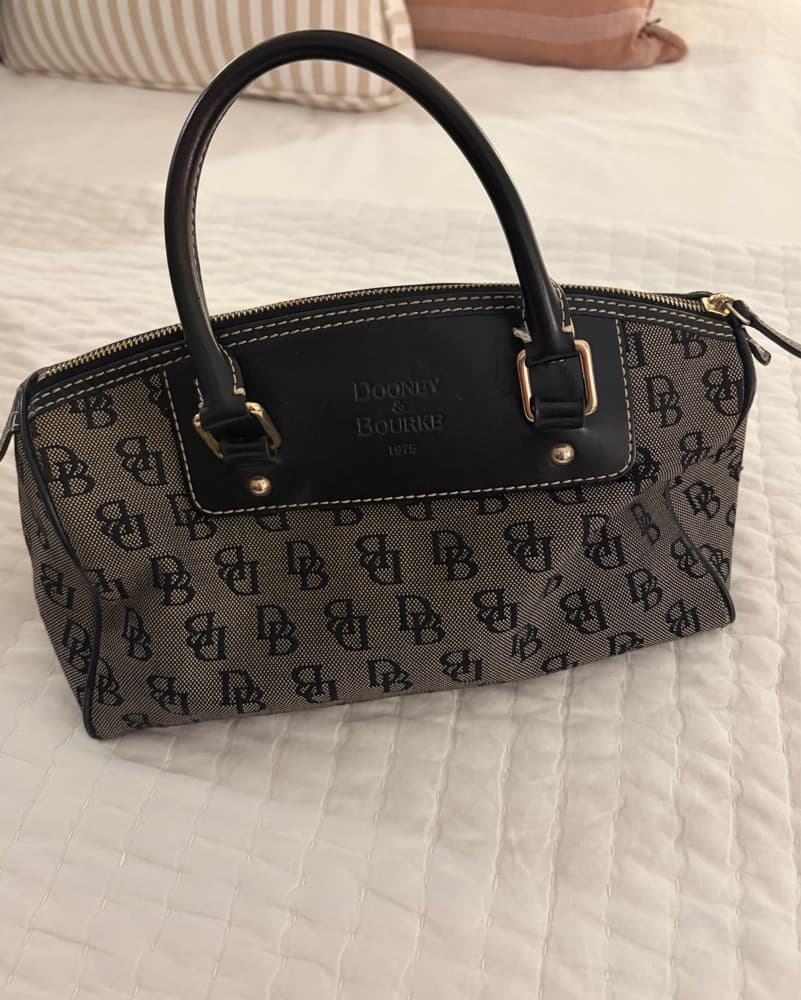 Dooney & Bourke Black Top Handle Bag - Image 4