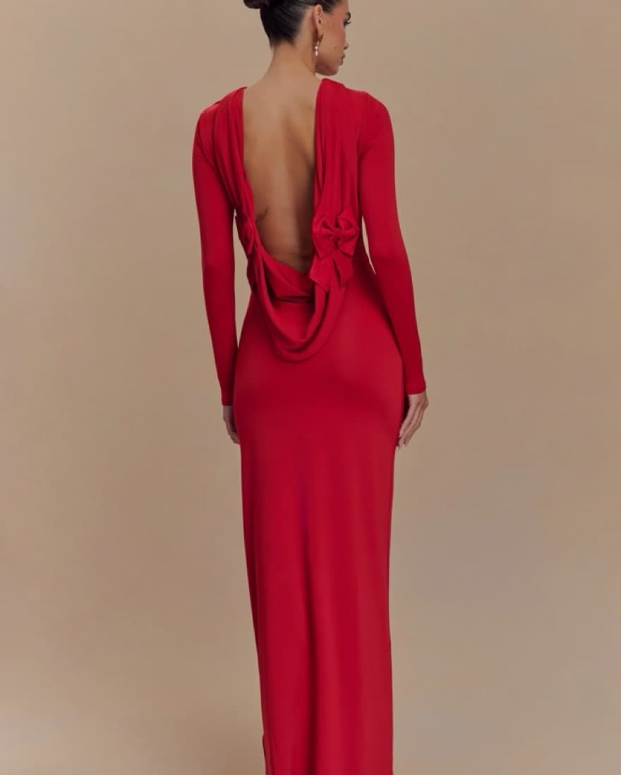 Stunning Red Dress W Dramatic Back Bow - Image 1