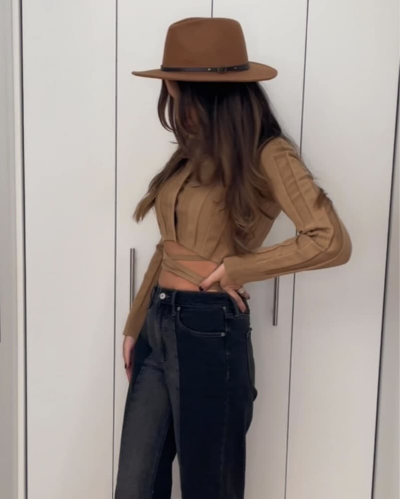 Something Navy Cropped Tie Waist Sweater - Image 3