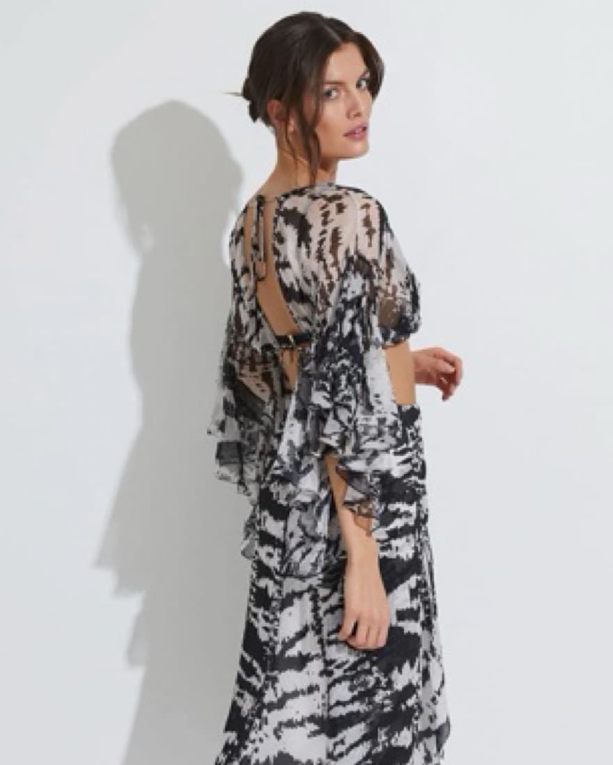 Pat Bo Black White Abstract Print Silk Cover-Up Top | Beach top, Beach outfit, Vacation - Image 2