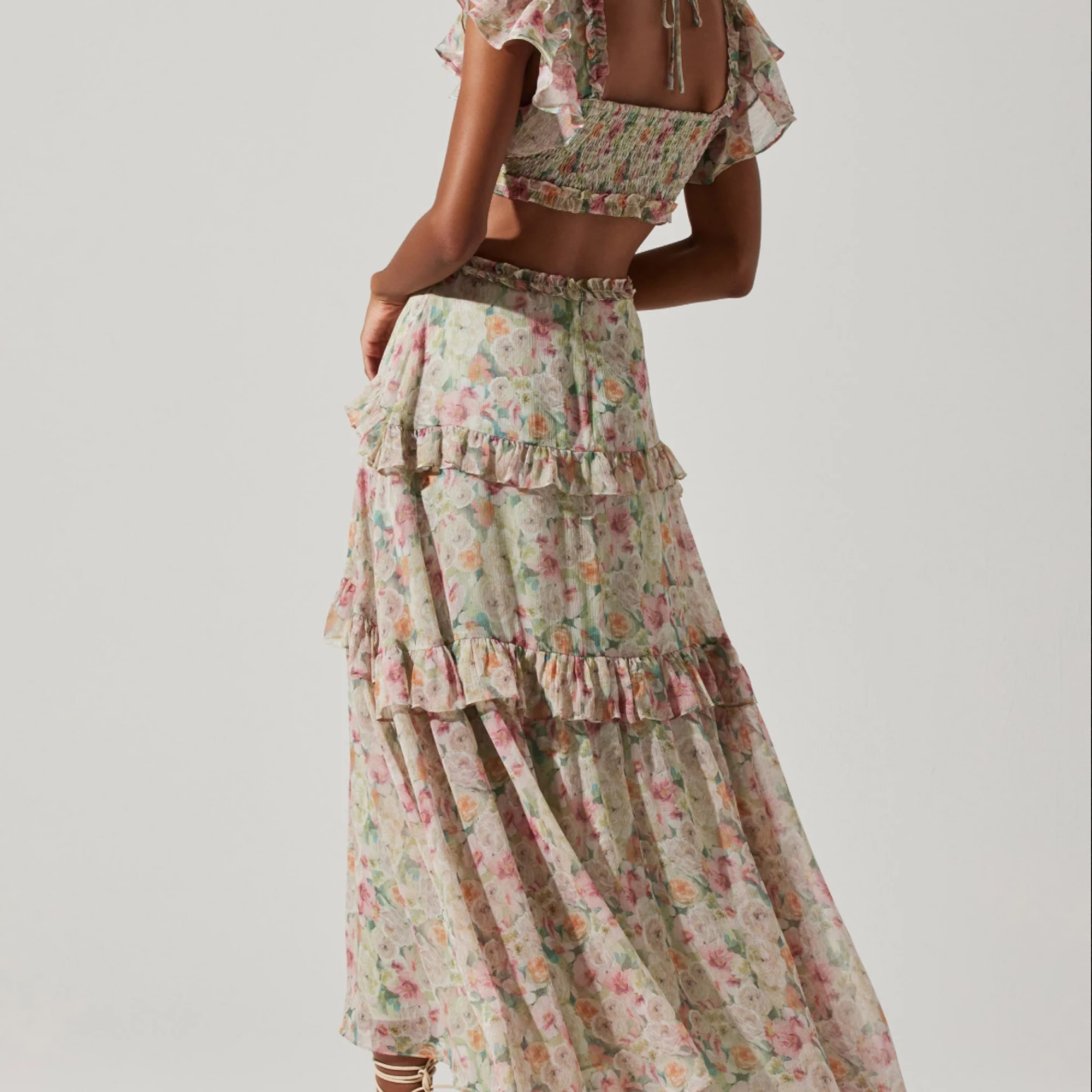 Spring Wedding Dress  - Image 2