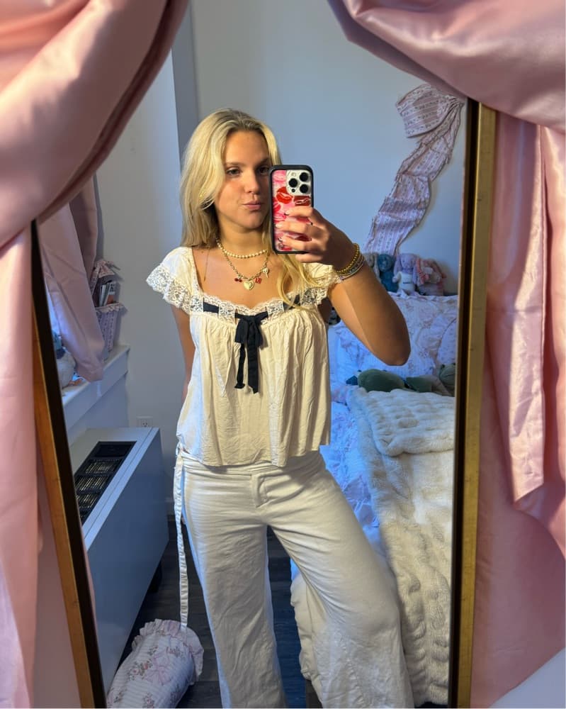 Doen silk top  - Image 1