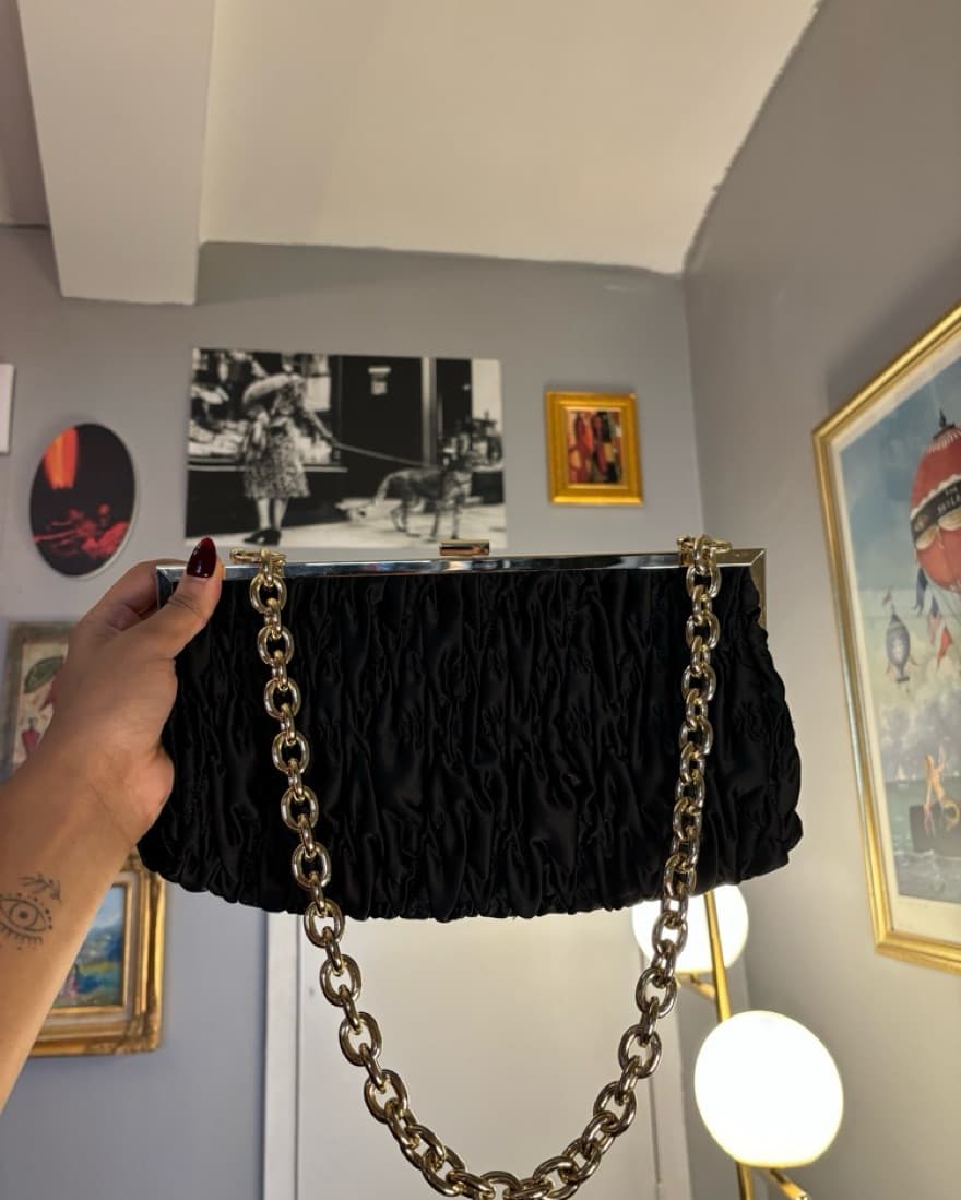 Chic Pleated Clutch with Gold Chain - Image 2