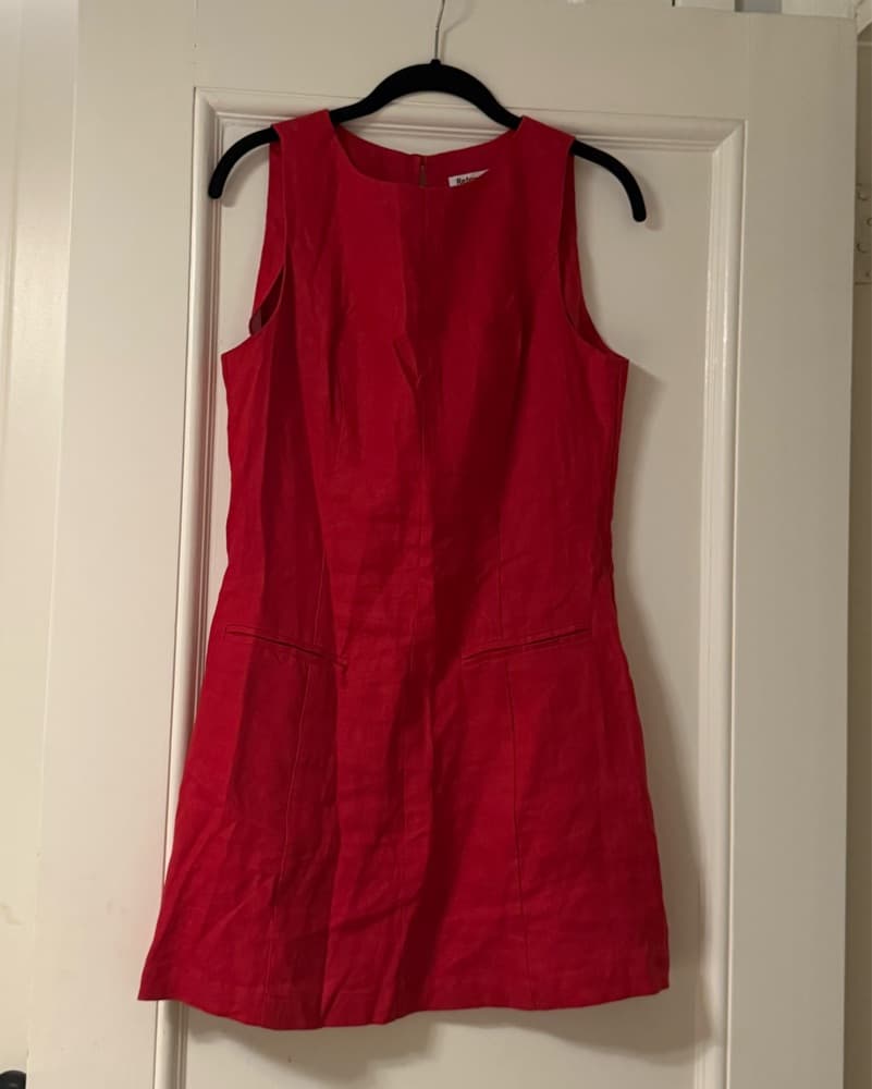 Easy Red Linen Dress - Image 3