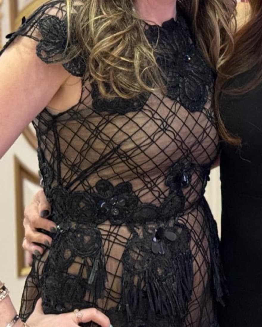 Oscar De La Renta Gown  - Image 2