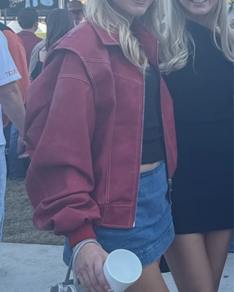 Red Jacket - Image 4