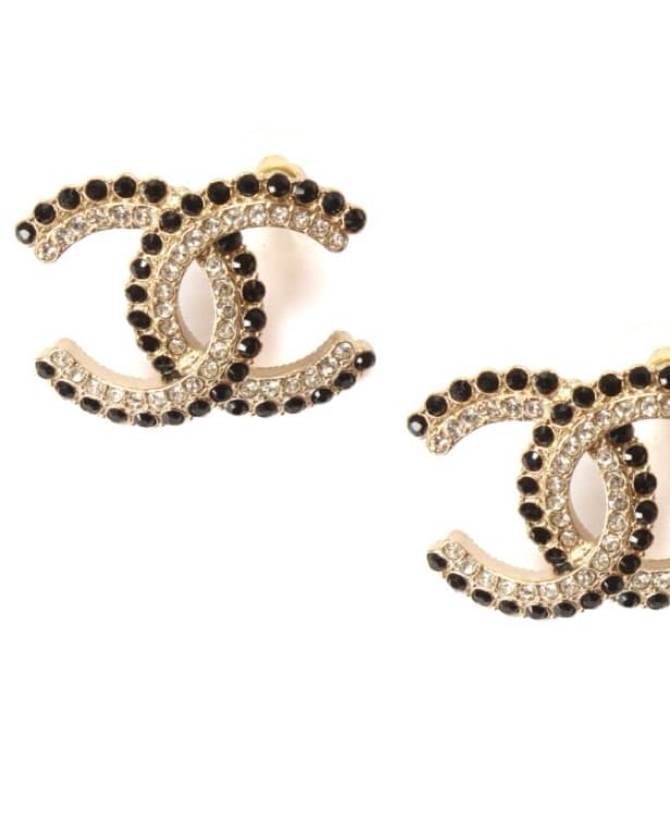 CHANEL EARRINGS logo cc noir & blanc - Image 1