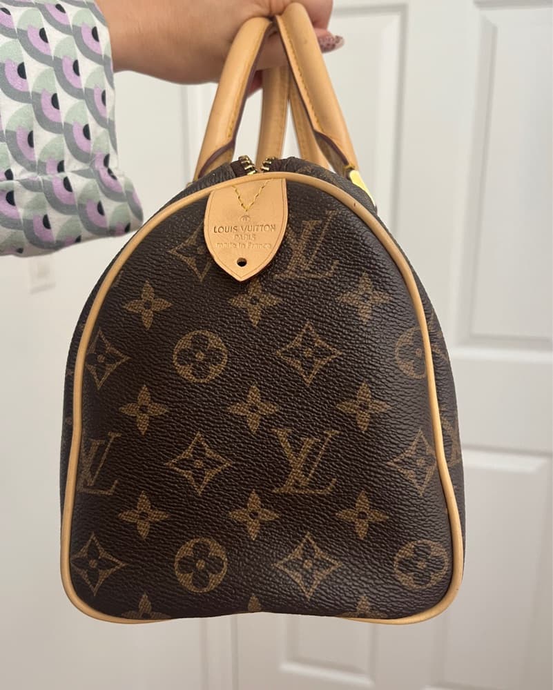 Iconic Louis Vuitton Monogram Satchel - Image 2