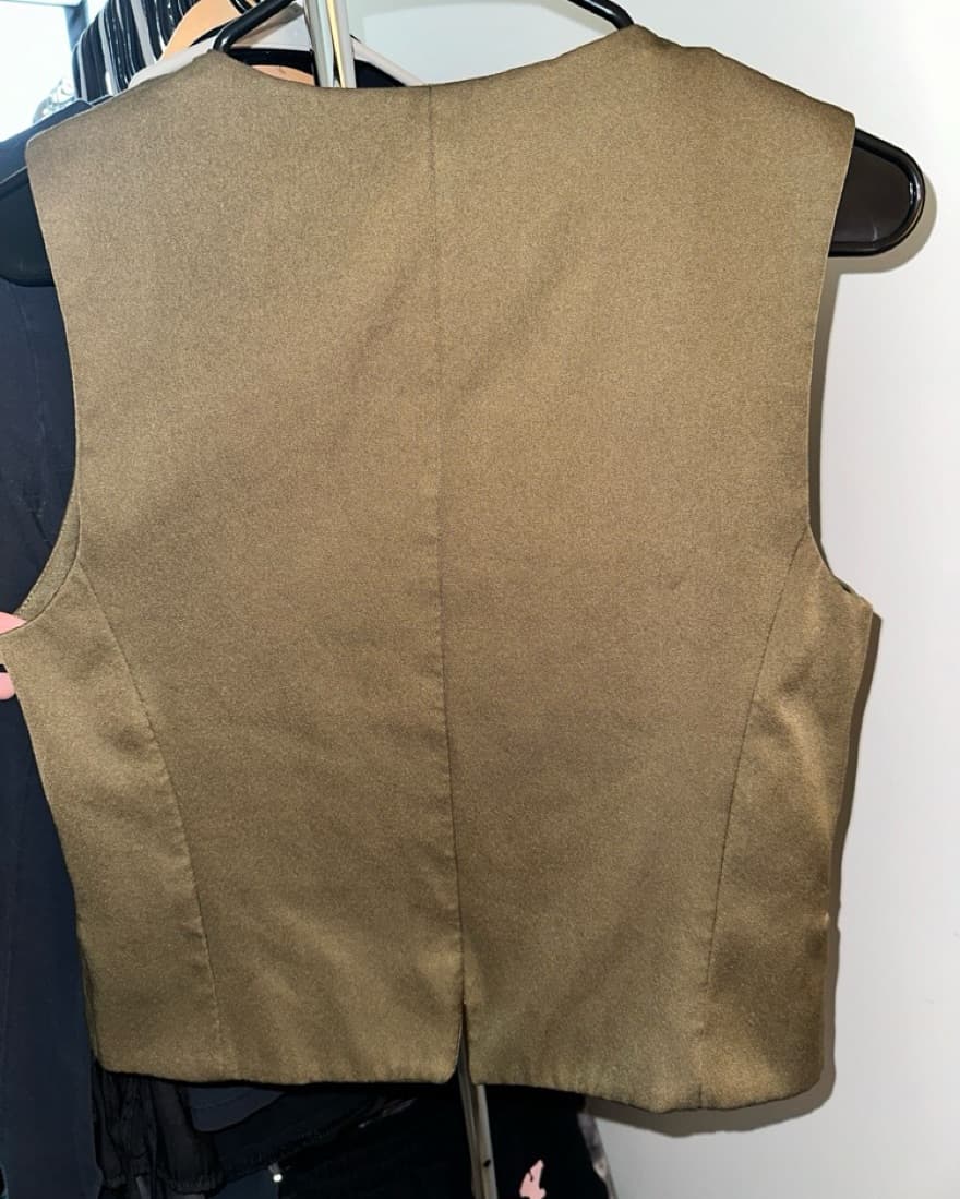 Olive V-Neck Vest - Image 4