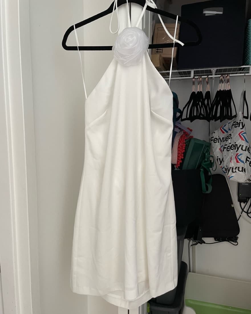 NWT White Wayf Dress - Image 5