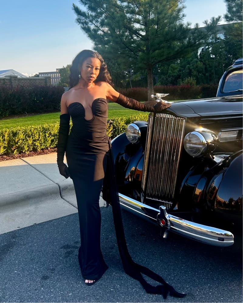 Black Tie BBXBRAND Maxi Gown with Train - Image 1