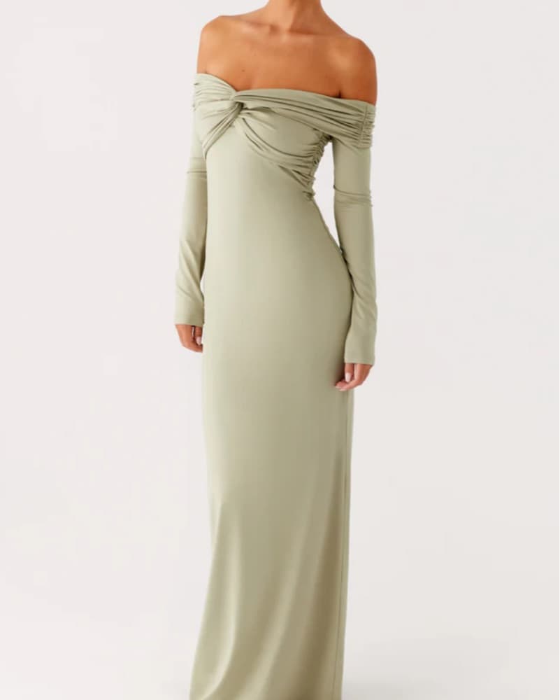 Green Long Sleeve Formal Dress - Image 2