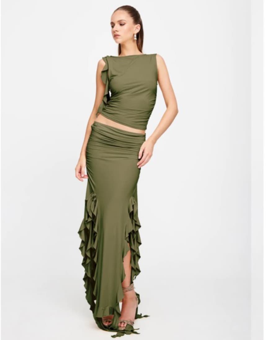 Lioness 2 Piece Matching Set - Image 1