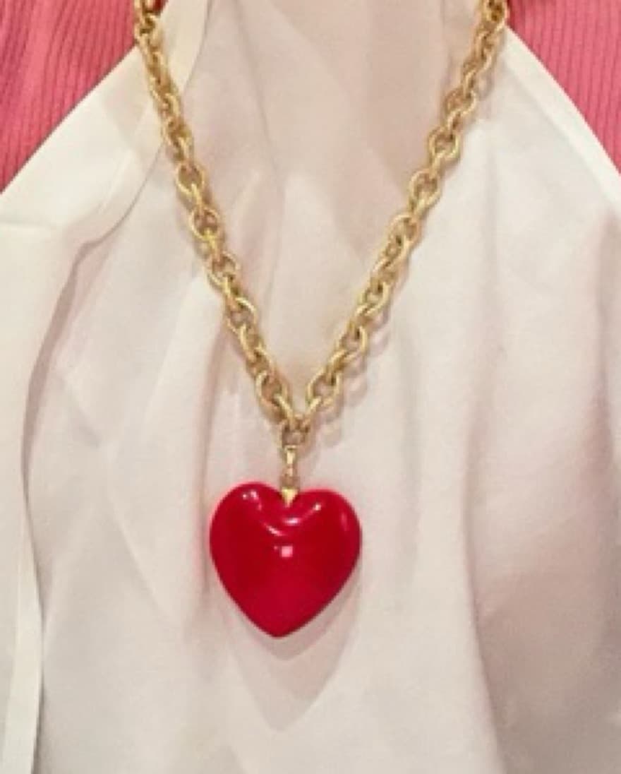 Chunky Gold Heart Necklce  - Image 2