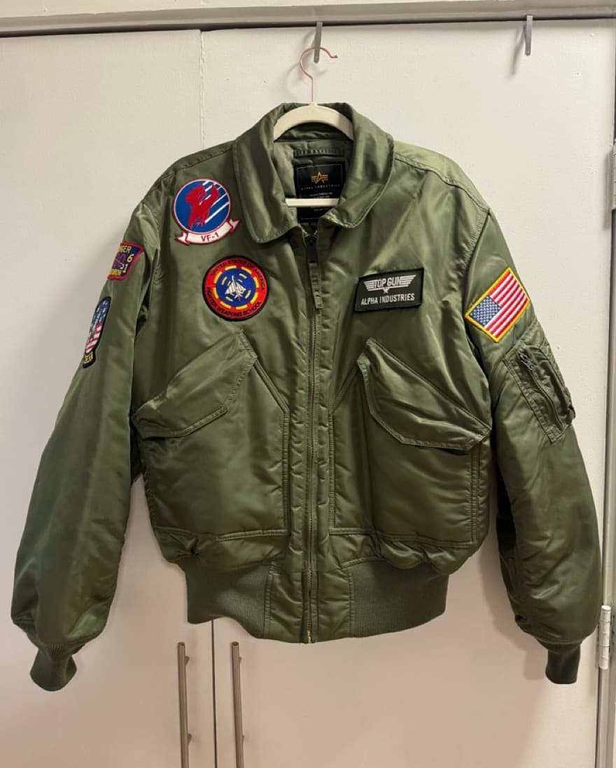 Vintage Military-Inspired Bomber Jacket - Image 1