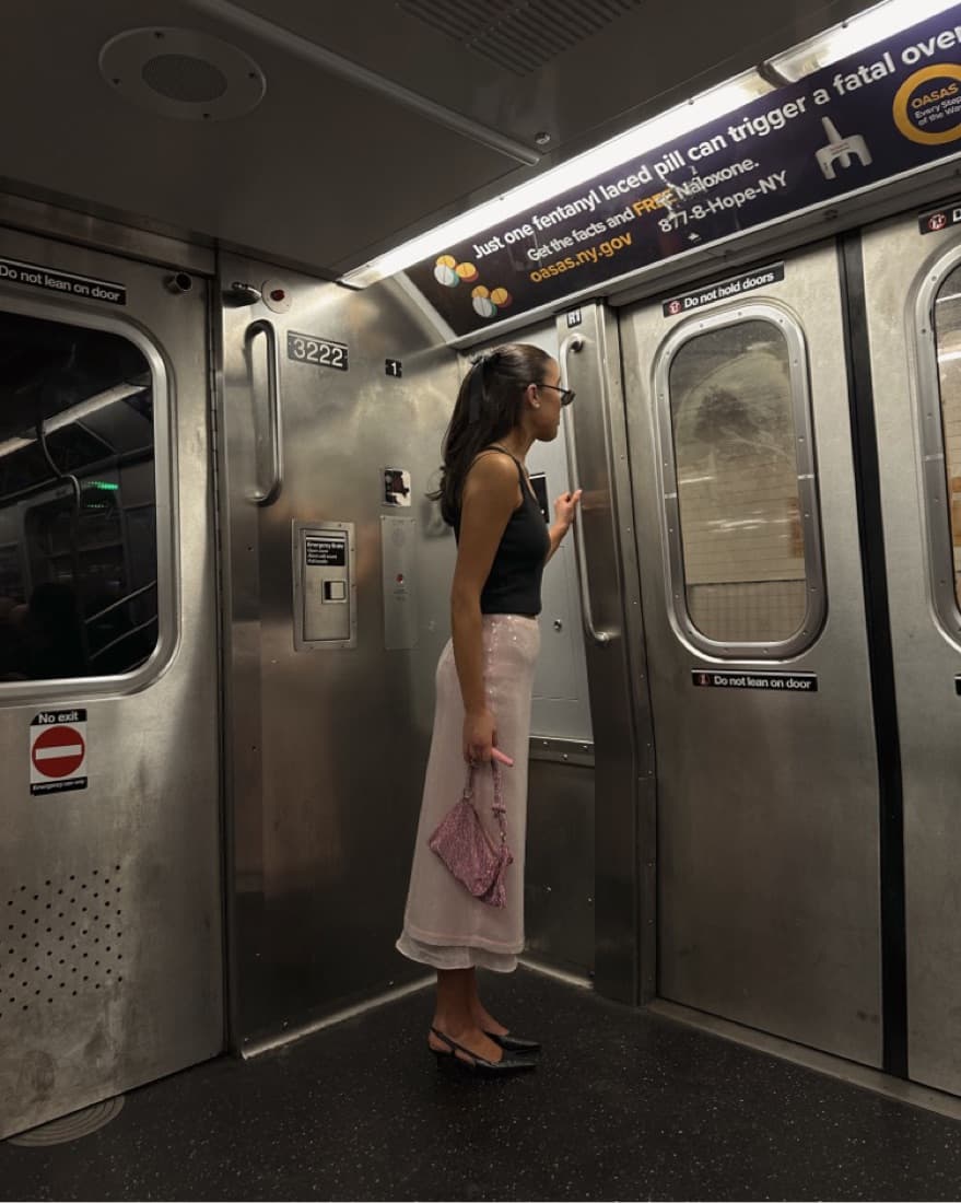 PINK SEQUIN SKIRT - Image 2