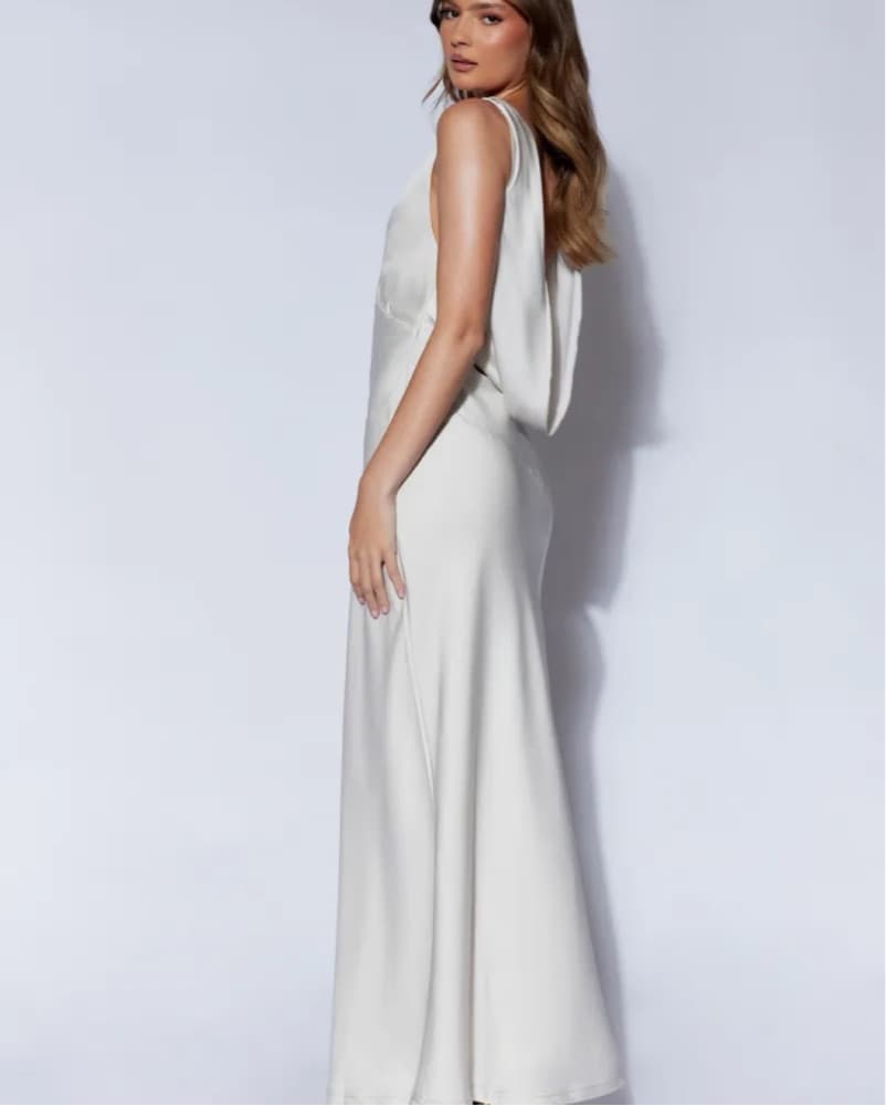 White Nadia Meshki Cowl Open Back - Image 4