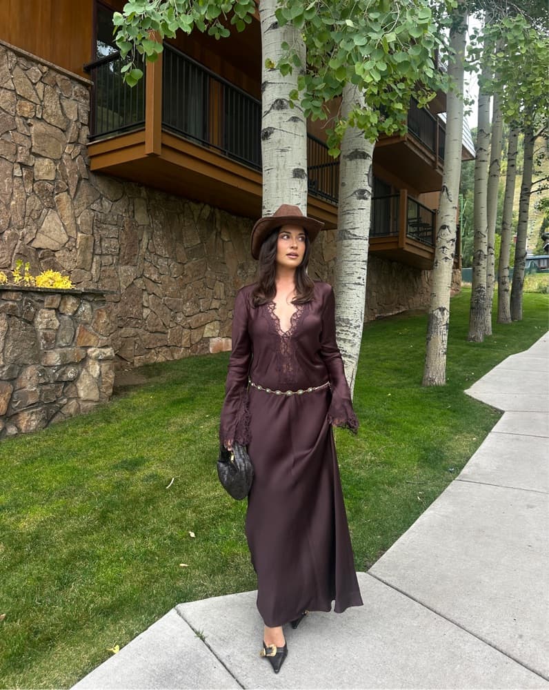 Elegant Brown Lace Maxi Dress - Image 3