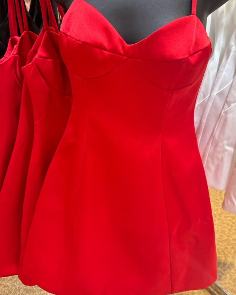 Marcello Hourglass Mini Dress In Red - Image 2