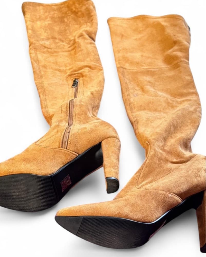 Stylish Suede Over-the-Knee Boots - Image 2