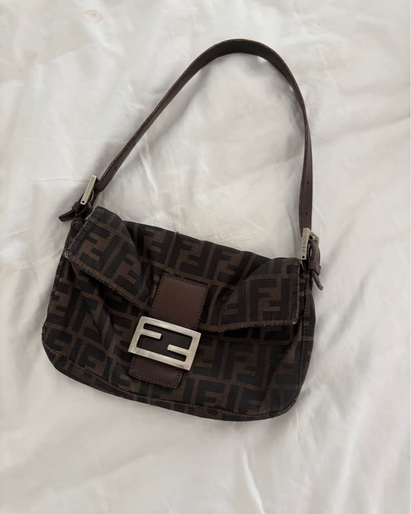 Vintage Fendi Baguette - Image 3