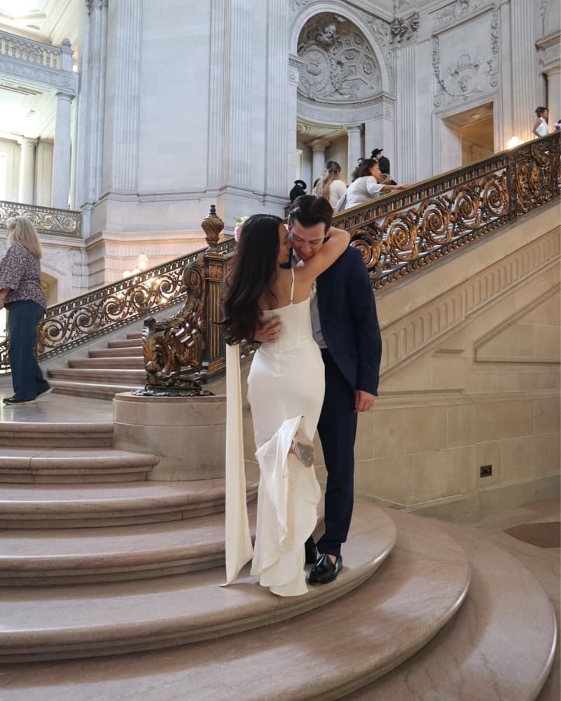 Leau Bridal Dress - Image 2