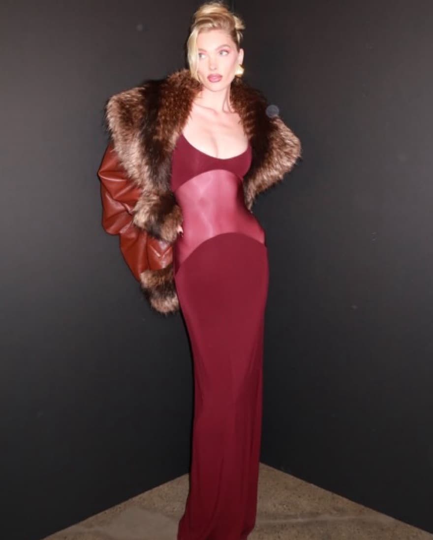 Helsa Knit Curve Dress - Image 1