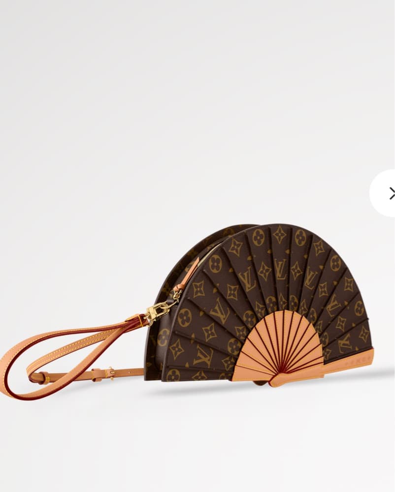 Louis Vuitton Fan Bag - Image 4