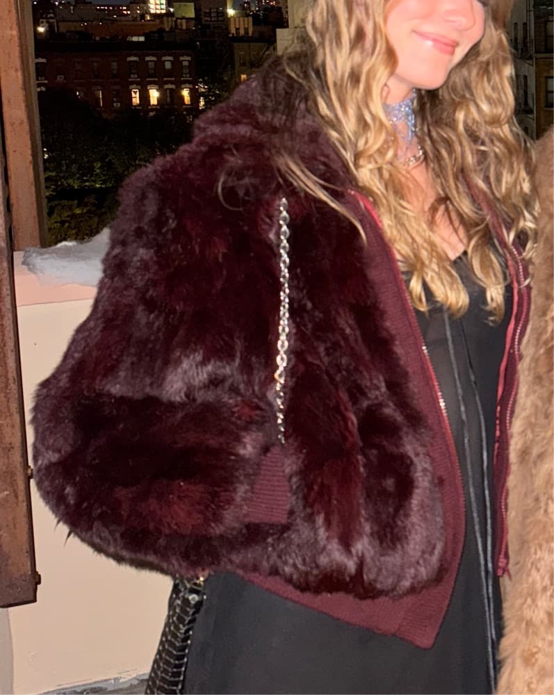Chic Burgundy Fur Jacket - Image 3