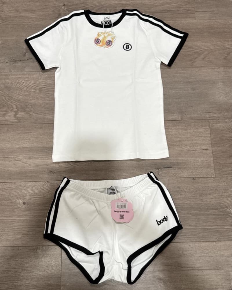 Stylish Ringer Tee and Shorts Set - Image 2