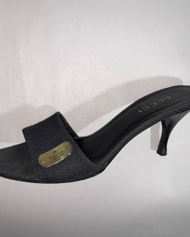 GUCCI size 8B black canvas MULES - Image 1